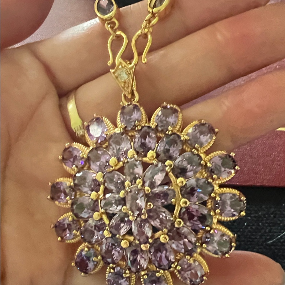 Elegant Asian Royal Gold plated and Purple Pendant Necklace 22 inch - Picture 4 of 14